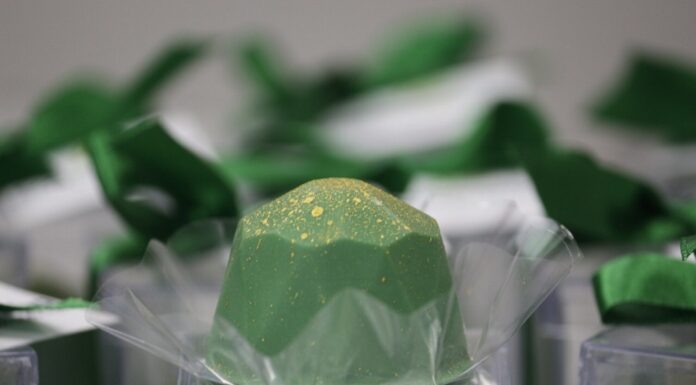 Brinde personalizado para clientes ganha o doce sabor do marketing sensorial… brinde personalizado para clientes