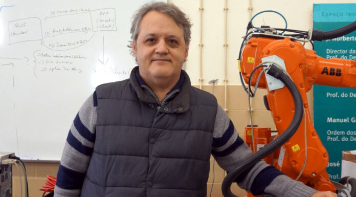 “Automação e Controlo Industrial – Indústria 4.0” em livro Automação e Controlo Industrial