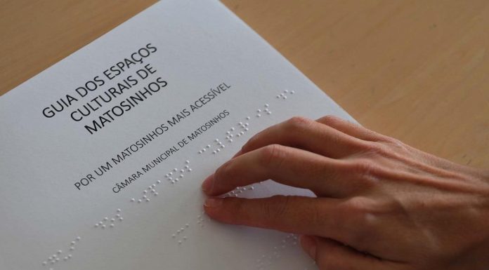 Roteiro cultural em braille disponível em Matosinhos braille