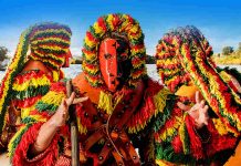 Entrudo Chocalheiro anima as ruas de Podence no Carnaval mais genuíno de Portugal entrudo chocalheiro