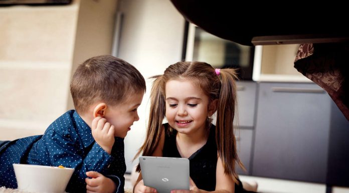 Teletrabalho com crianças em casa: SPC mostra como gerir o que pode ser o melhor de dois mundos Teletrabalho com crianças em casa