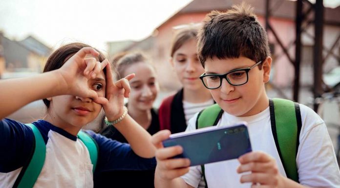 Bullying online e offline: como ajudar as crianças em tempo de regresso às aulas bullying