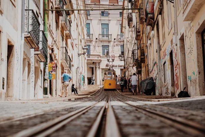 call me lisbon call me lisbon