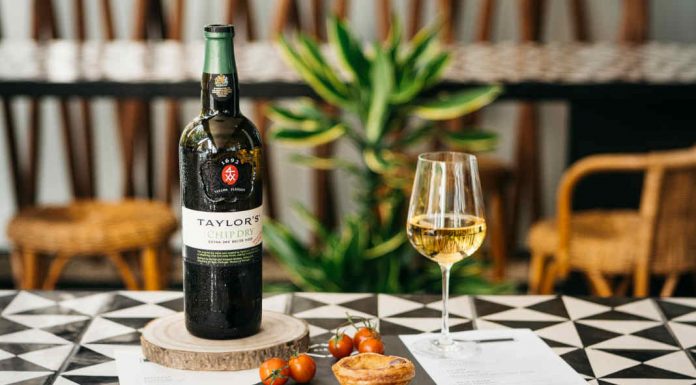 Clérigos Tasting Room: a nova embaixada do vinho do Porto na cidade invicta clérigos tasting room