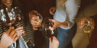Qual é o melhor vinho para a ceia de natal? A resposta está na The Yeatman Wine Shop melhor vinho para a ceia de natal