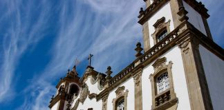 Estudo avalia a perceção dos residentes sobre a atividade turística em cidades portuguesas pequenas cidades portuguesas pequenas