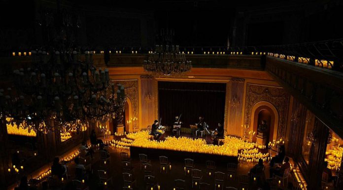 Romeu e Julieta à luz das velas no Ateneu Comercial do Porto Romeu e Julieta de Tchaikovsky