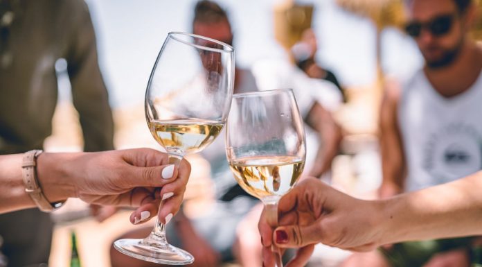 Vinho para petiscos de verão: PMC sugere as melhores harmonizações vinho para petiscos