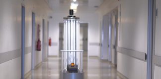 Zhello, o novo robô português para desinfeção de espaços por UV-C zhello