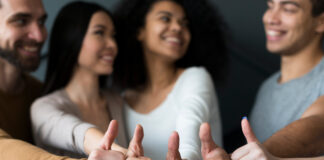 Felicidade no Trabalho: 3 técnicas para reter talento e minimizar a rotatividade felicidade no trabalho