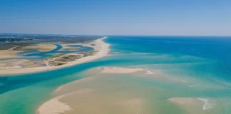 Melhor Destino de Praia do Mundo: Algarve eleito pela segunda vez consecutiva melhor destino de praia do mundo