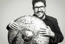 Melhor baterista do mundo está de visita ao Porto e sobe ao palco do M.Ou.Co. melhor baterista do mundo kiko freitas