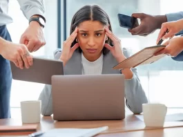 Como evitar a sobrecarga digital no trabalho