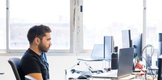 Inteligência Artificial nos Recursos Humanos: Factorial explica os benefícios inteligência artificial nos recursos humanos
