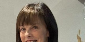 Prémio Aurora-Pons Porrata 2023: professora da UC galardoada bernardete ribeiro prémio aurora pons porrata