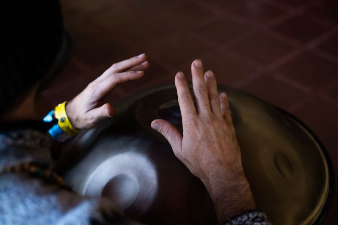 5 curiosidades sobre o instrumento handpan 5 curiosidades sobre o instrumento handpan