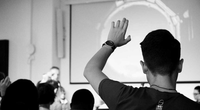 Feira de emprego aproxima talento do mercado de trabalho na Faculdade de Ciências feira de emprego